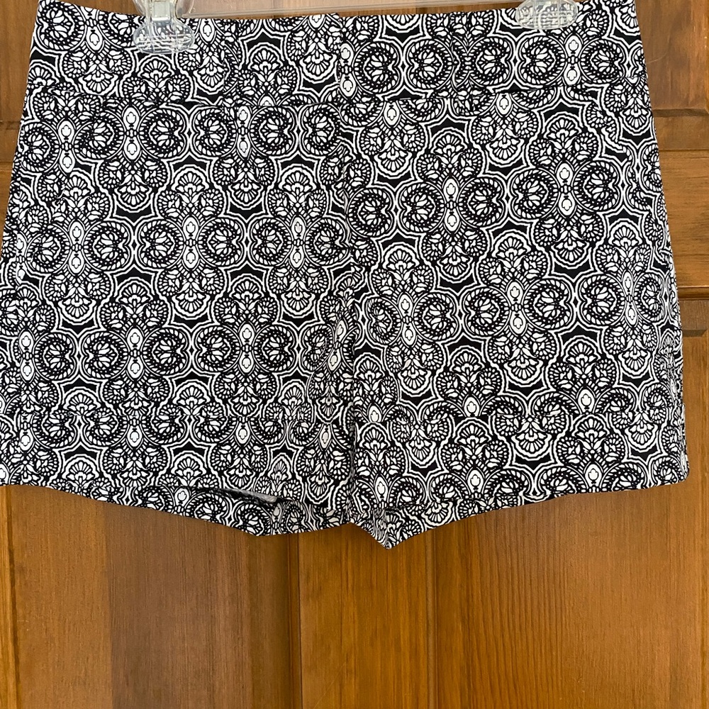 Black and White Patterned Women's Shorts